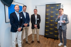 Praxisinhaber Spectrum Med: (von links nach rechts)
Prof. Dr. Chlodwig Kirchhoff, PD Dr. Christoph Becker, PD Dr. Axel Greiner, PD Dr. Simon Weidert